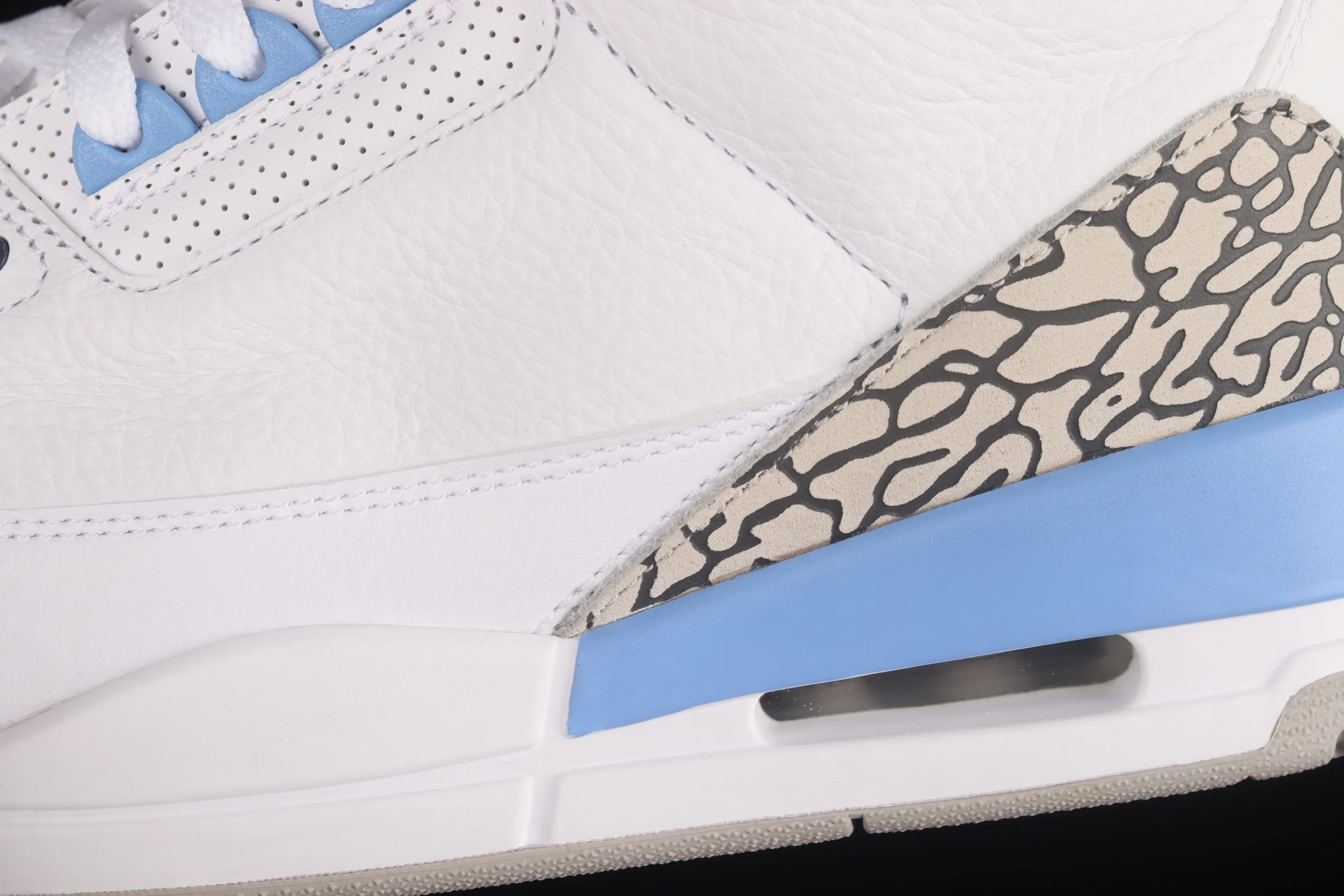 All categories Air Jordan Jordan series basketball shoes Air Jordan 3 foreign trade version Air Jordan 3 UNC AJ3 Joe 3 North Carolina blue white burst blue crack mid-basketball sneakers CT8532-104
